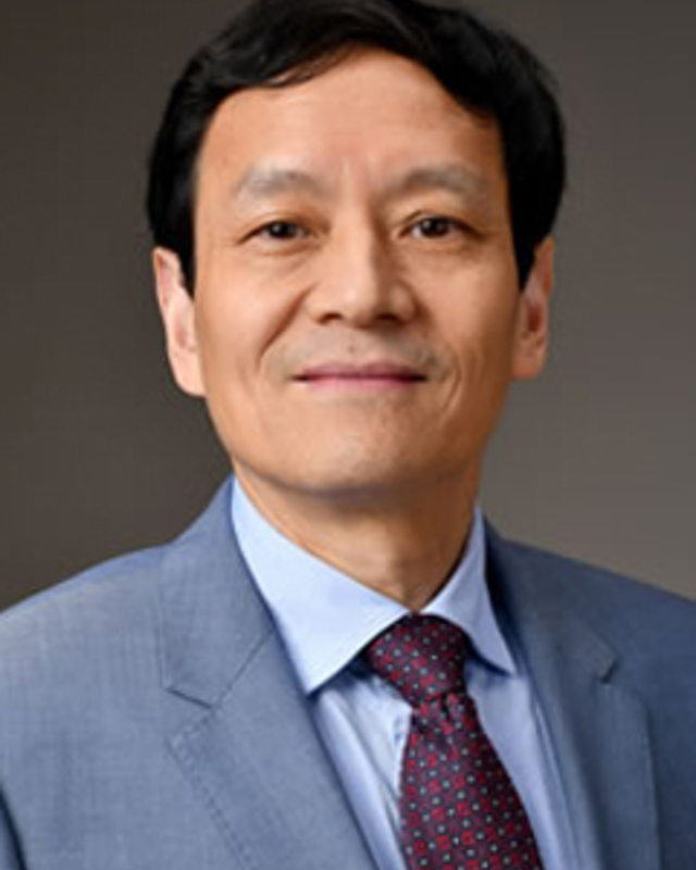 Guo-Qiang Zhang